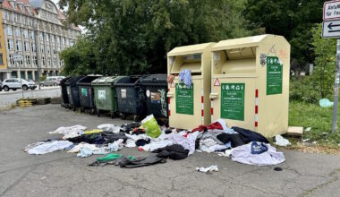 Wohin nun mit der kaputten Jeans? Verbraucherzentrale Brandenburg erklärt, was für Alttextilien gilt · Leipziger Zeitung
