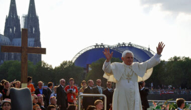 Der Papst als Bravo-Poster zum Weltjugendtag in Köln
