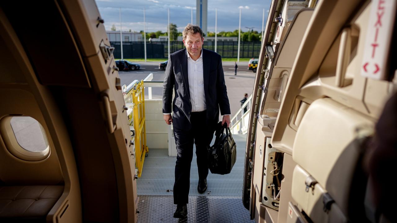 Bundesfinanzminister Klingbeil zu Gesprächen in der Ukraine
