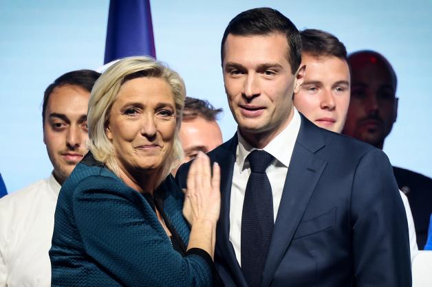 Marine Le Pen und ihr Zögling Jordan Bardella positionieren sich gegensätzlich zur Steuerdebatte.