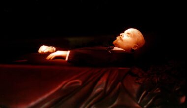 Kommt das Ende des Lenin-Kults in Putins Russland?