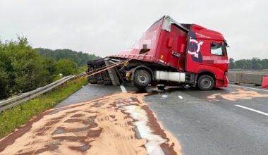 A5 bei Gießen stundenlang gesperrt: Lkw umgekippt | hessenschau.de