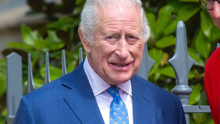 Neues Buch enthüllt: König Charles III. reist mit eigenem Bett und Premium-Toilettenpapier