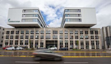 Stuttgarter Klinikum-Prozess: Ex-Führungsriege auf der Anklagebank