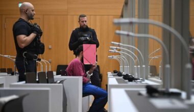 Prozess in Stuttgart: Nach Messerattacke in Mannheim: Verteidiger fordern lebenslänglich