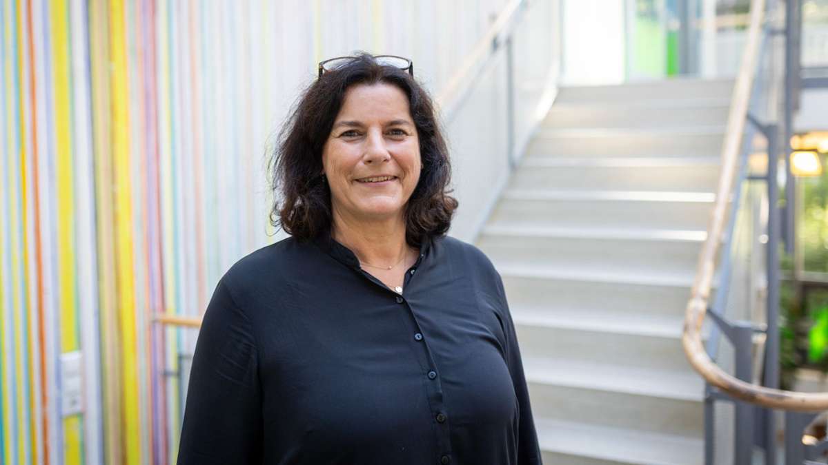 Stuttgarter Schule schlägt Alarm: Risse in der Turnhallen-Wand –„Mussten die Kinder schnell rausbringen“