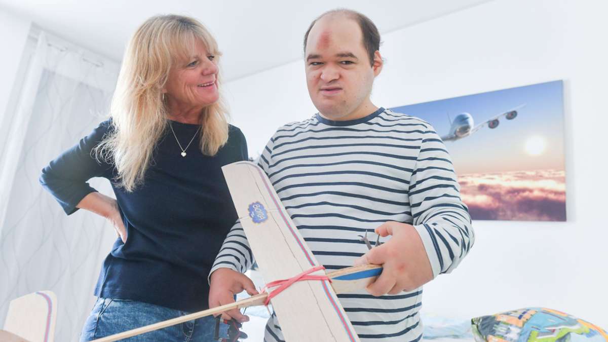 21-Jähriger verletzt sich selbst: Schulzeit für Sohn mit Autismus vorbei – was wird aus Nikolai?