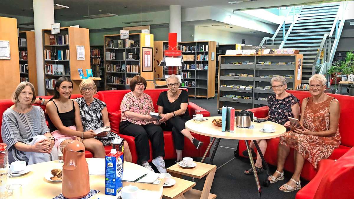 Lesecafé in Suhl: Ein Pflichttermin für Bücherwürmer - Suhl/Zella-Mehlis