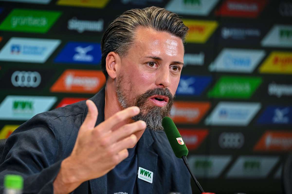 FC Augsburg in Halle gefordert: Kein Freizeitpark: FCA-Coach Wagner heiß auf Pokal-Auftakt - Bayern