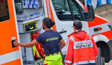 Unfall in Filderstadt: Müllwagen rollt ungesichert los – Zwei Personen verletzt - Kreis