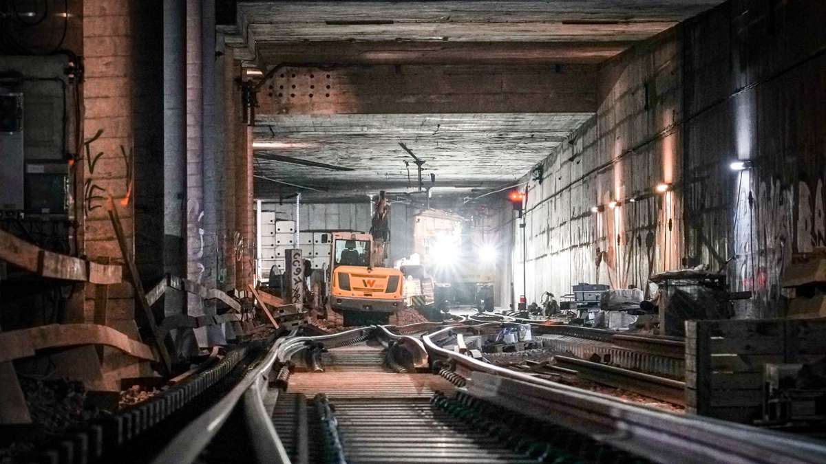 S-Bahn-Stammstrecke Stuttgart: Hunderte Bauarbeiter im Einsatz – was im Tunnel gerade passiert
