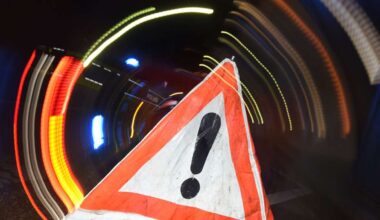 Unfall auf B 10 bei Göppingen: Stundenlange Verkehrsbehinderungen Richtung Stuttgart erwartet