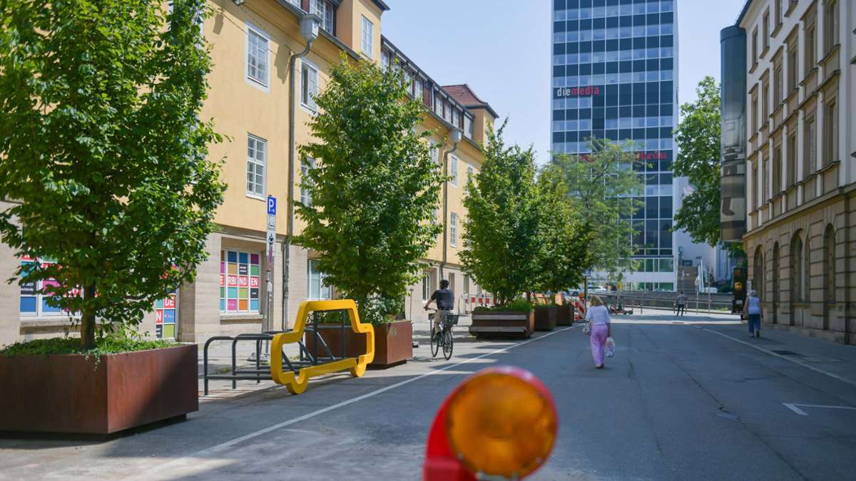 Parkplätze in Stuttgart: Weniger Platz fürs parkende Auto - KRZ Plus