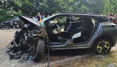 Schwerer Unfall in Stuttgart: Mehrere Verletzte nach Zusammenstoß – Hubschrauber im Einsatz