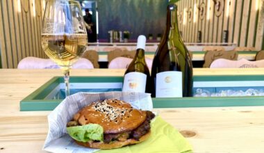 Stuttgarter Weindorf: Smash Burger, Gin-Lachs und Aperol-Spritz-Eis – Schlemmen auf dem Weindorf