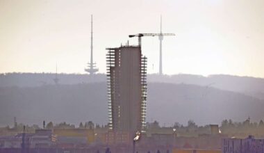 Kurioser Immobiliendeal: Der Tower-Kauf ist offenbar noch gar nicht unter Dach und Fach - KRZ Plus