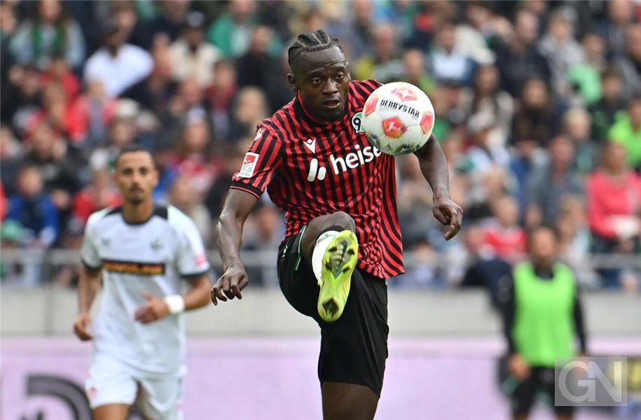 Mustapha Bundu und Hannover 96 sind erfolgreich in die neue Saison gestartet. Foto: Swen Pförtner/dpa