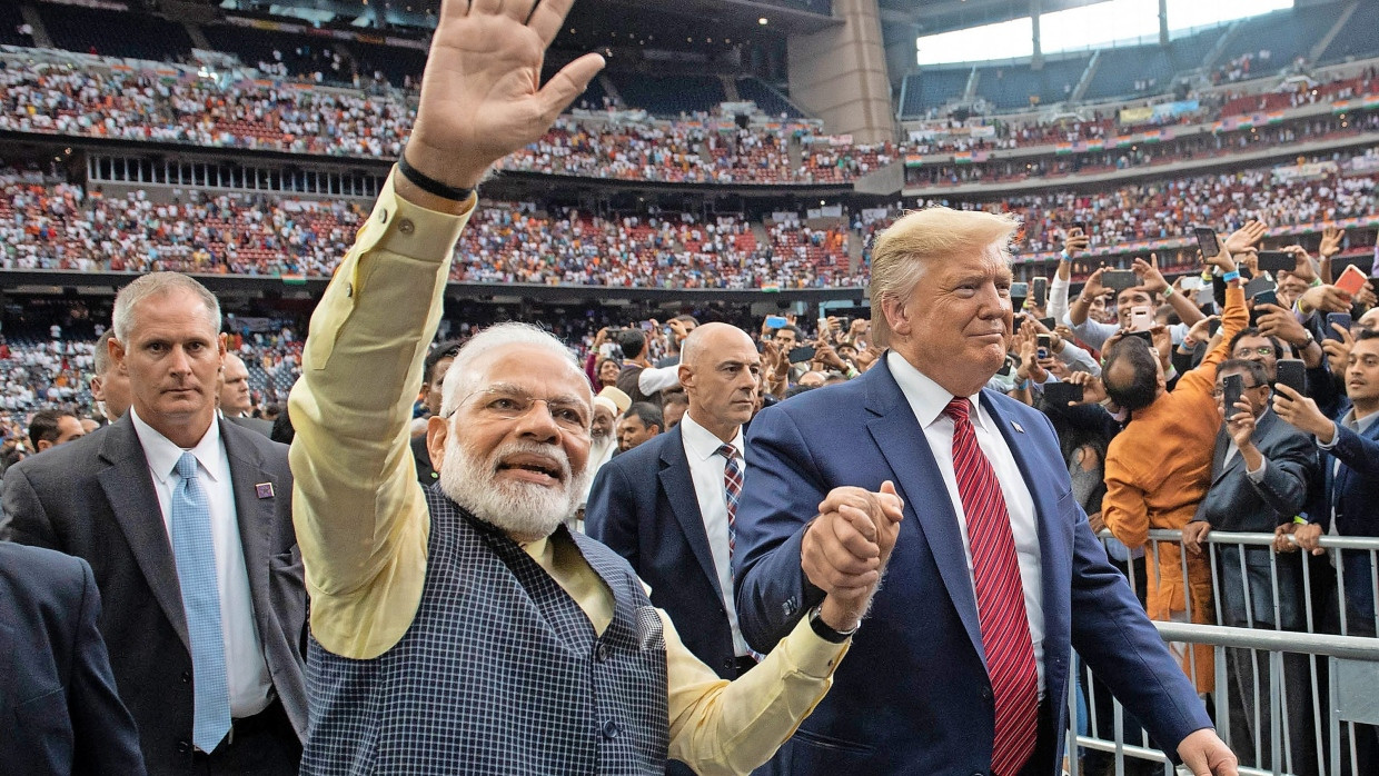 Narendra Modi am 22. September 2019 mit dem amerikanischen Präsidenten Donald Trump im NRG-Stadion in Houston/Texas