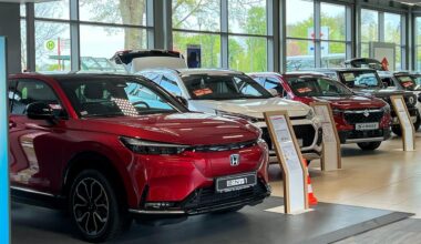Automarkt: Preisabstand zwischen Verbrennern und E-Autos schrumpft