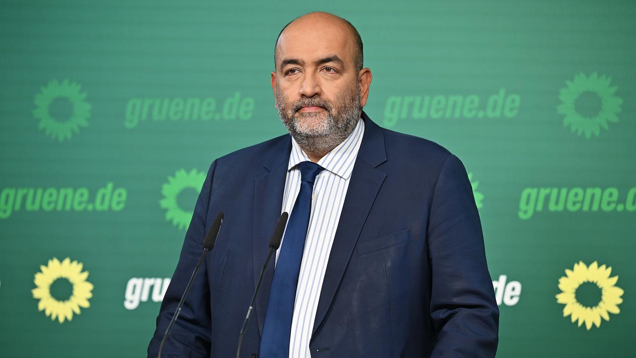 Ukraine-Liveblog: ++ Nouripour fordert Lieferung von Marschflugkörpern ++