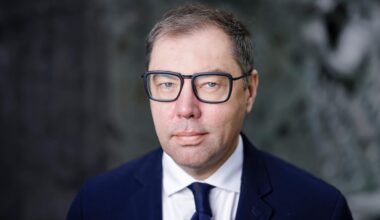 Oleksii Makeiev posiert für ein Foto.
