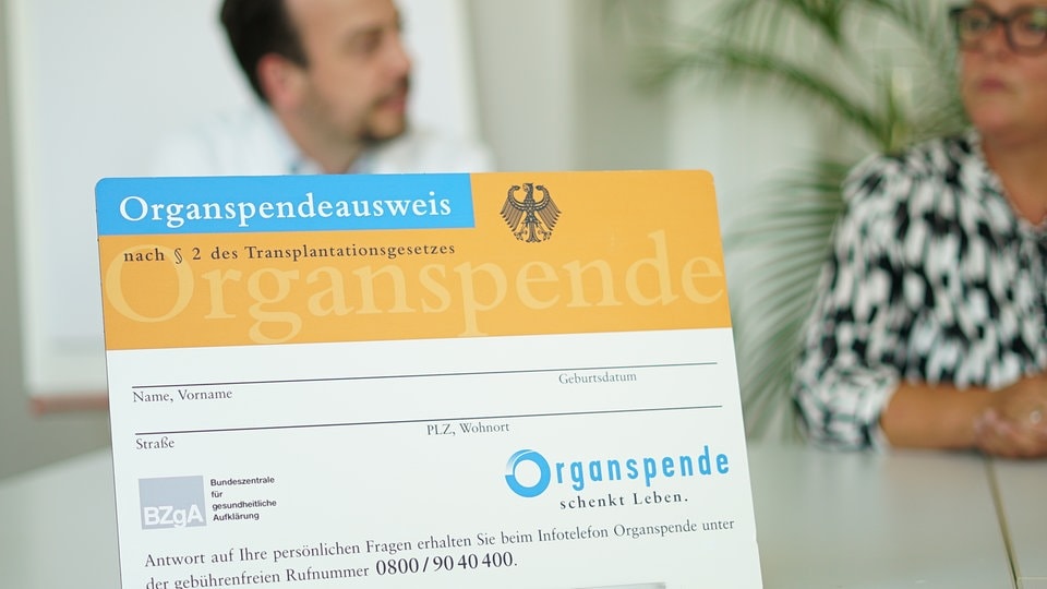 Entscheidung über Organspende: Uniklinik Leipzig forscht mit MDRfragt-Daten zu Gründen