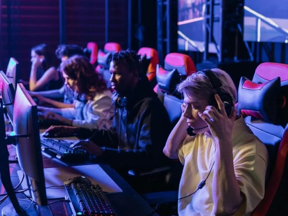 OXS startet in Deutschland und feiert Premiere auf der Gamescom 2025.
