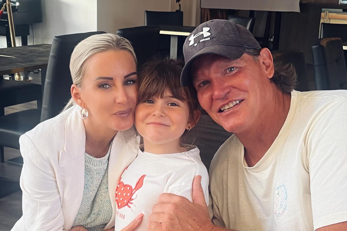 Peggy Jerofke und Steff Jerkel mit ihrer Tochter Josephine