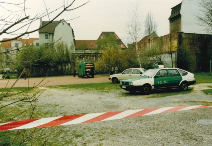 POL-BI: Cold Case "Raubmord im Jahr 1990 in Bielefeld" - 52-Jähriger mit Backstein erschlagen - Belohnung ausgelobt