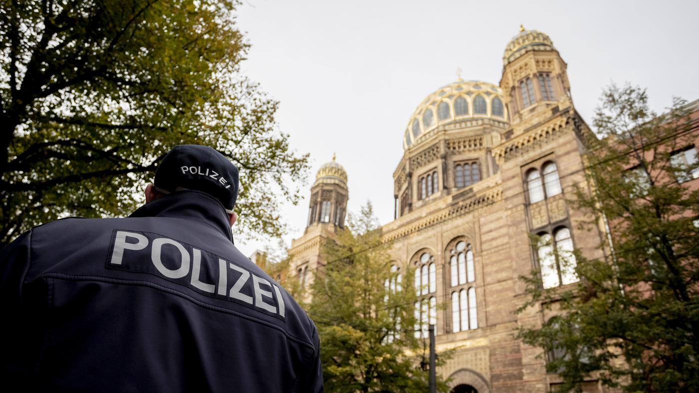 Polizeibekannter psychisch kranker Mann attackiert Person