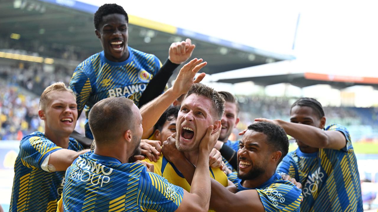 Drama in der Nachspielzeit: Fürth ebnet Braunschweig den Sieg