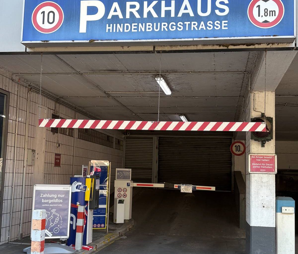 Nächstes Parkhaus in Essen dicht
