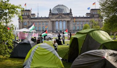 Geräumtes Gaza-Protestcamp am Bundeskanzleramt gilt weiter als Versammlung