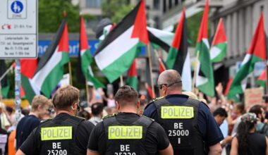 Polizei löst spontane Palästina-Kundgebung vor Bundeskanzleramt auf