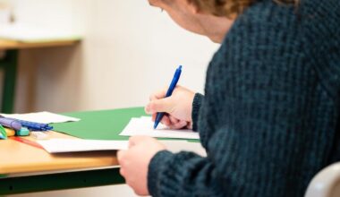 Hessen sieht Mainzer Vorschlag zu Schulprüfungen kritisch