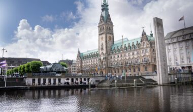 Versteckter Gastro-Geheimtipp: Kaffeetrinken und Speisen direkt an der Kleinen Alster