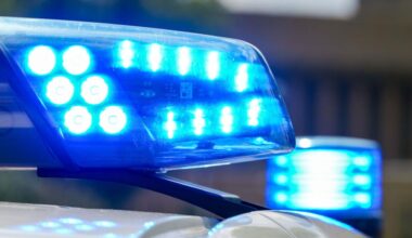 Berlin: Berlin-Hellersdorf: Mann wirft Böller auf Kinder und ruft "Ausländer raus"