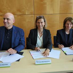 Die Medizinische Universität Lausitz Carl Thiem (MUL CT) und die Brandenburgische Technische Universität Cottbus Senftenberg (BTU) haben am Donnerstag eine gemeinsame Kooperationsvereinbarung unterzeichnet. (Quelle: rbb)