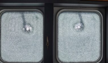 Mittelmeer: Libysche Küstenwache beschießt Rettungsschiff „Ocean Viking“