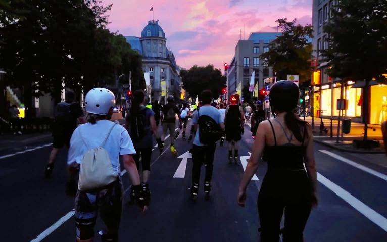 Eindrücke von einer Rollnacht aus den vergangenen Jahren. 