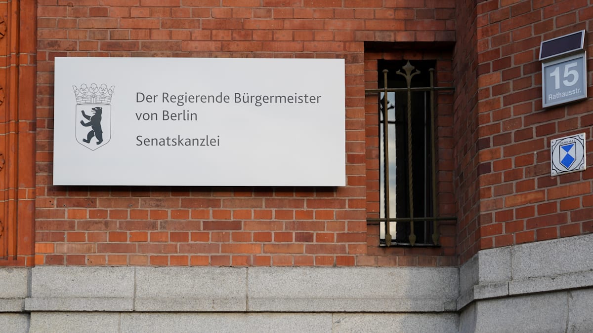 Karenzzeitregelung: Berlin plant Job-Regeln für Ex-Senatoren