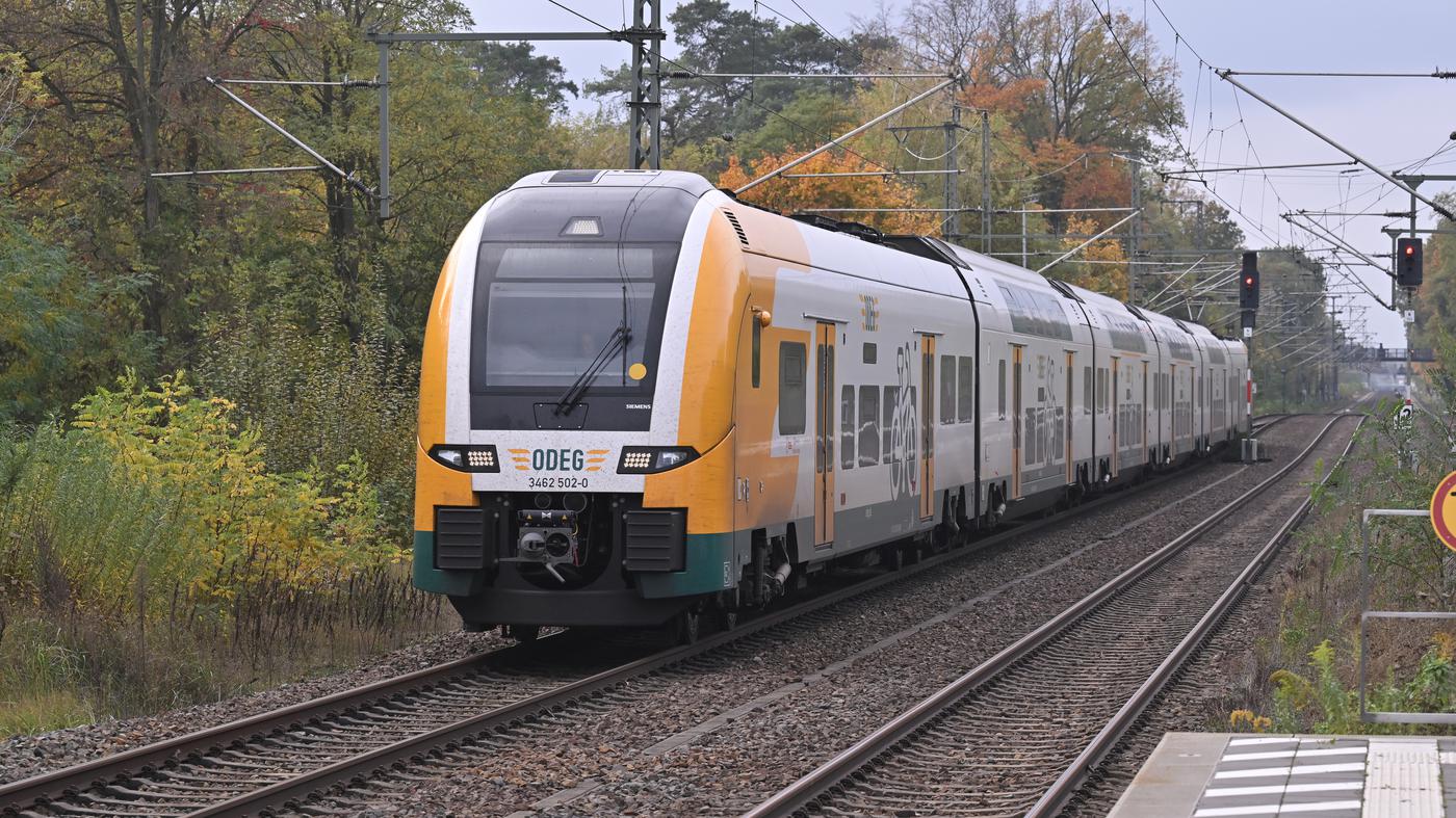 RE1 fährt zwischen Berlin und Frankfurt (Oder) unregelmäßig