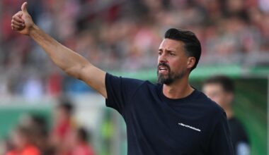 FC Augsburg siegt bei Wagner-Premiere gegen Halleschen FC