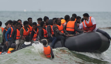 Frankreich: 15 eritreische Migranten aus Kühltransporter gerettet