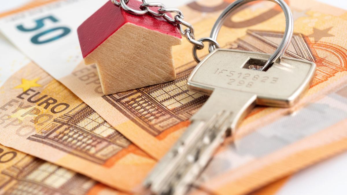 Frau soll für Miete und Kaution ohne Vertrag zahlen