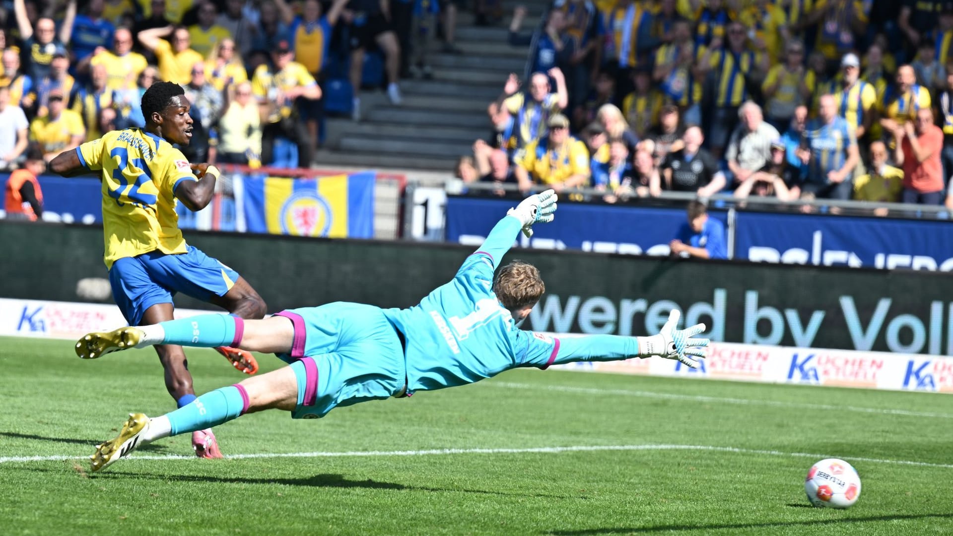 Eintracht Braunschweig - Arminia Bielefeld