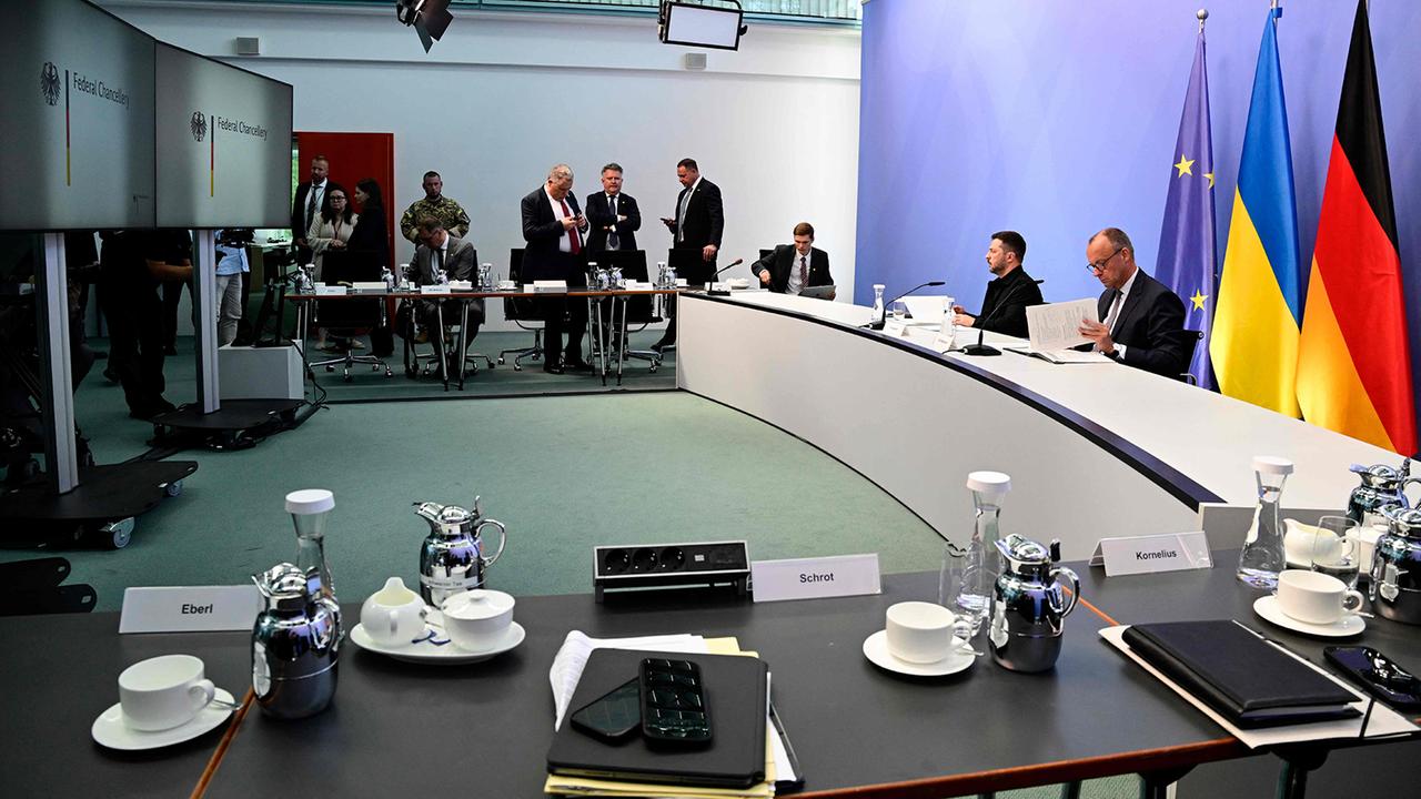 Gespräche über Ukraine: Videokonferenz mit Trump hat begonnen