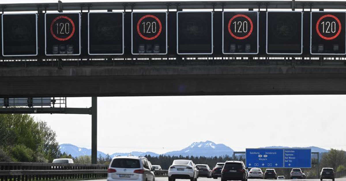 Familie aus Baden-Württemberg vergisst Sohn an Tankstelle bei München