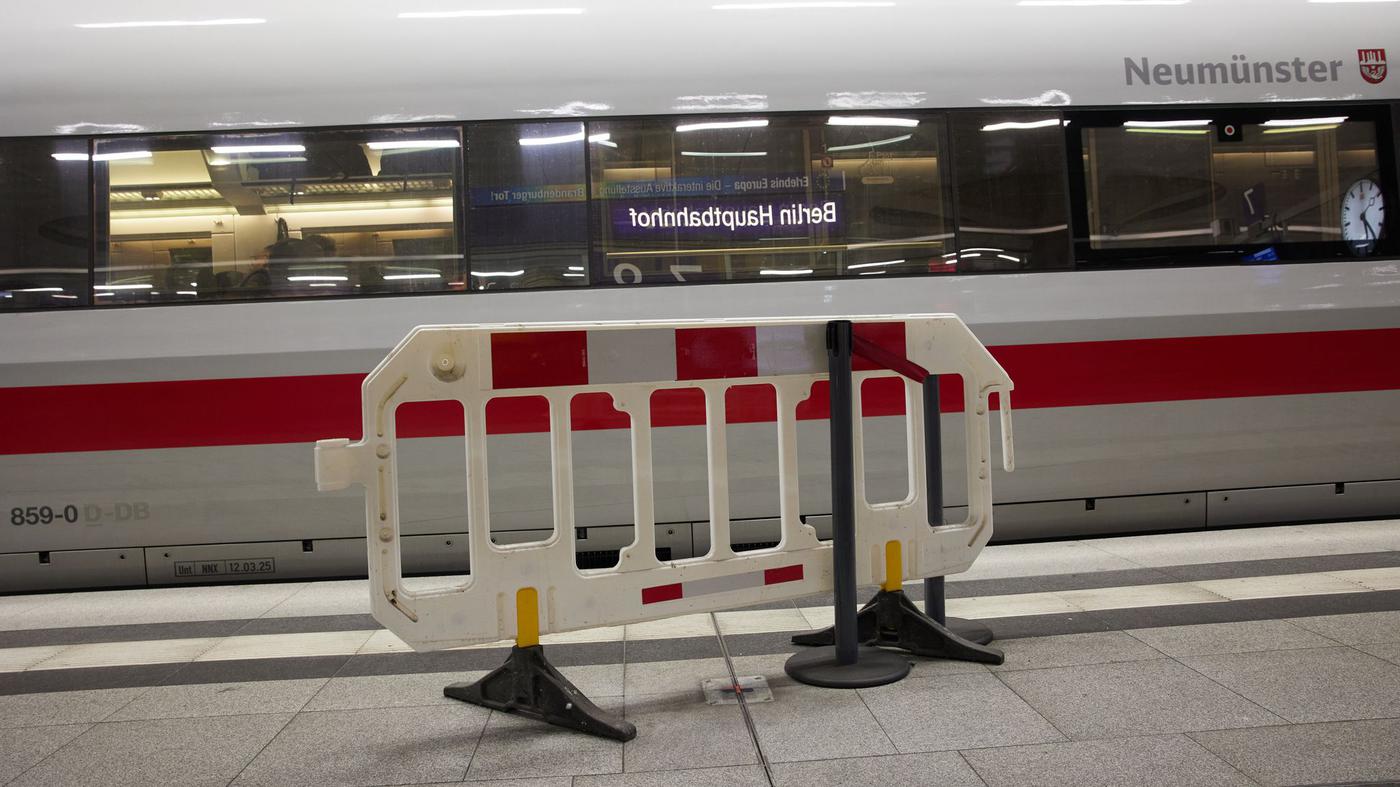 Ersatzverkehr zwischen Hamburg und Berlin laut DB stabil