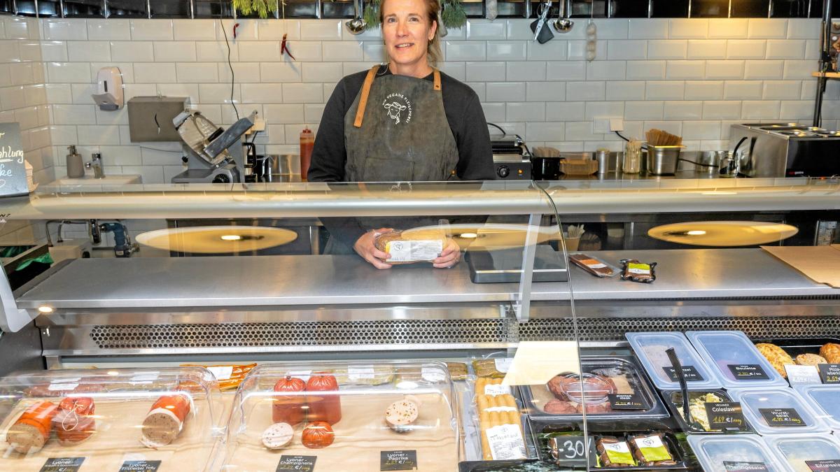 Seit neun Monaten gibt es in Augsburg eine vegane Fleischerei